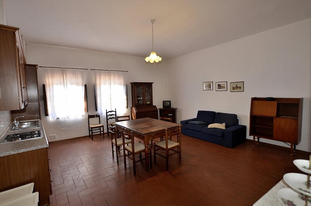 Agriturismo Poggio Ai Grilli Gambassi Terme Cameră foto
