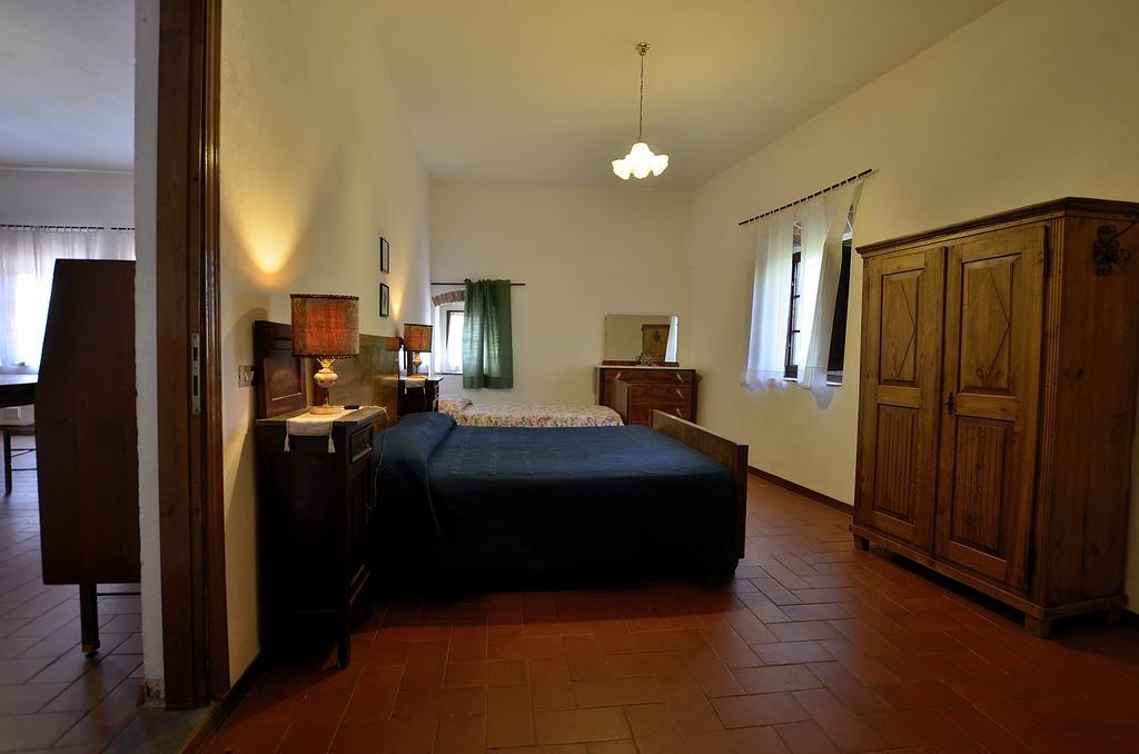 Agriturismo Poggio Ai Grilli Gambassi Terme Cameră foto